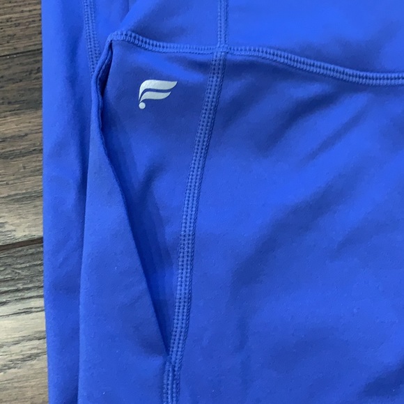 Fabletics - Picture 3 of 5